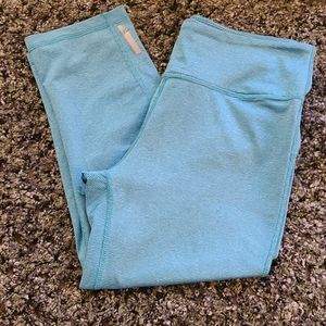 Capri yoga pants S